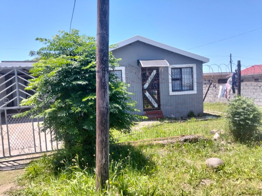 8 Bedroom Property for Sale in Mdantsane Nu 6 Eastern Cape